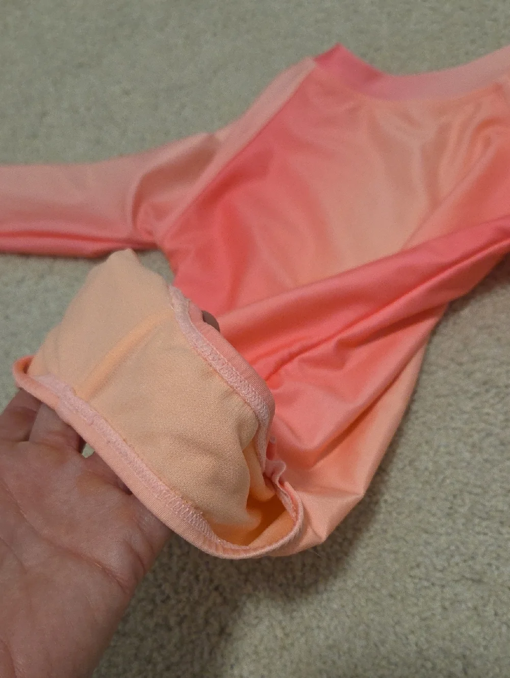 2T Rashguard Swimsuit - Picture 5 of 5